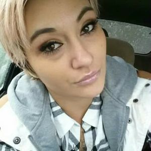 Meet your Posher, Shana